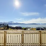Destination Senja - Vangsvik 아파트