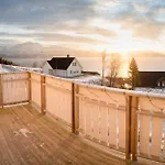 Destination Senja - Vangsvik 아파트 Brygghaugen