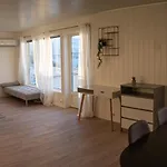 Destination Senja - Vangsvik * Brygghaugen
